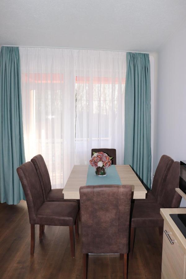 Liget Apartmanhaz Кегідакуштань Екстер'єр фото