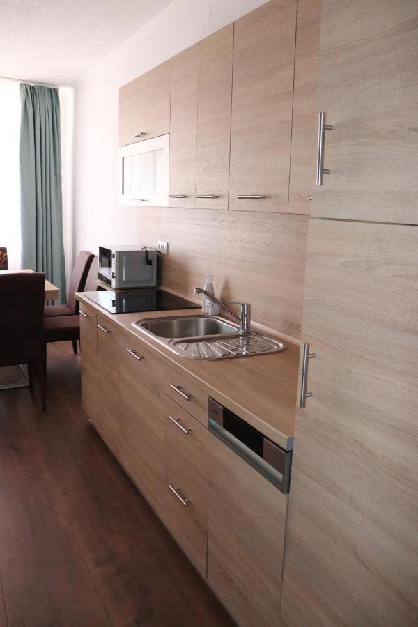 Liget Apartmanhaz Кегідакуштань Екстер'єр фото