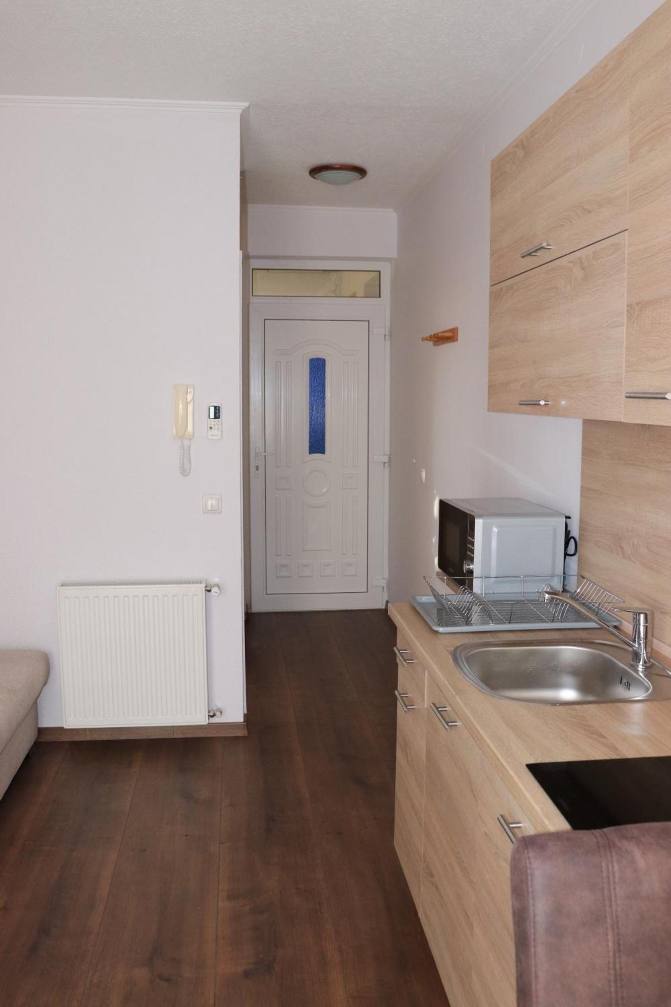 Liget Apartmanhaz Кегідакуштань Екстер'єр фото